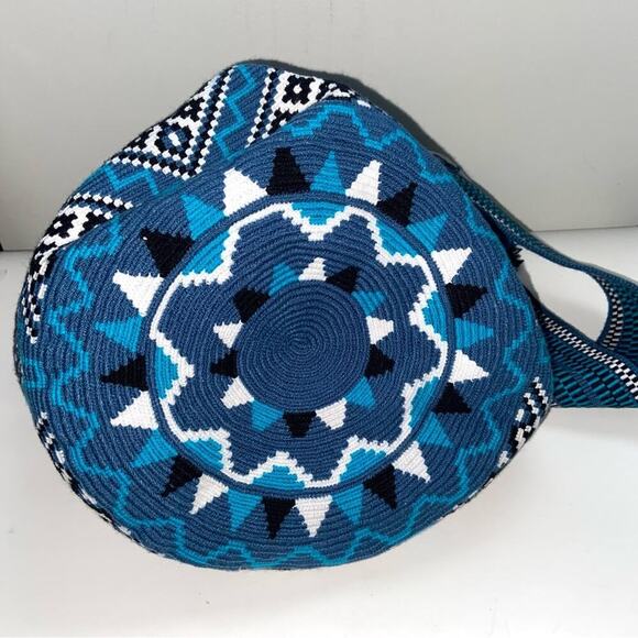 Asoeina Crossbody Women Embroidered Boho Bucket Bag Purse Handmade * - Picture 6 of 6